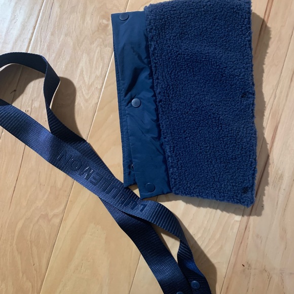 Lululemon snow warrior parka - Picture 6 of 8